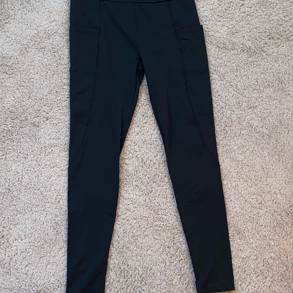 Pocketed full-length leggings